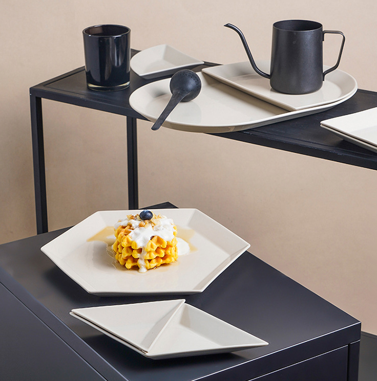 Tableware Set (8Pcs)