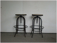 Bar stool