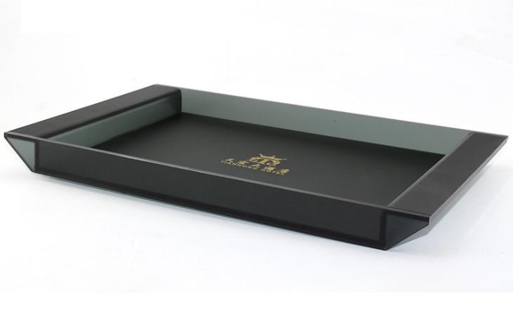 Tray-Matted Green