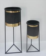 Flower Shelf / Pot , Flower Pot