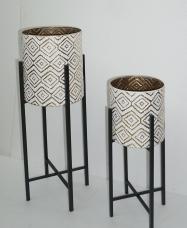Flower Shelf / Pot , Flower Pot