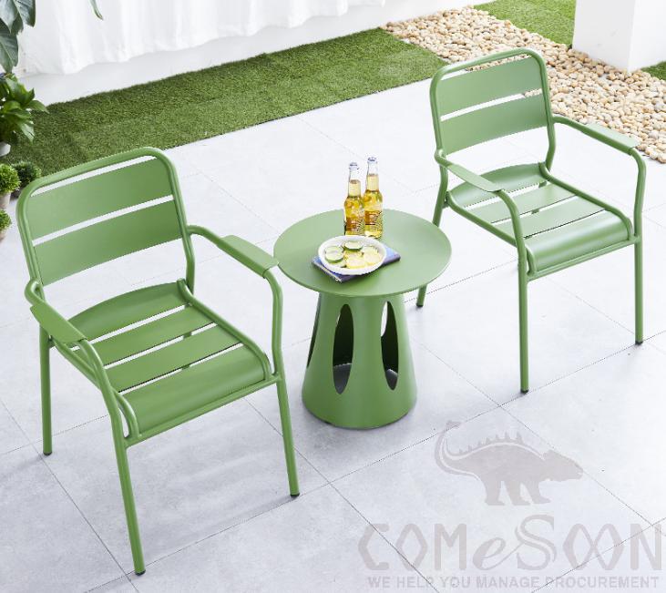 Outdoor aluminum tables and chairs