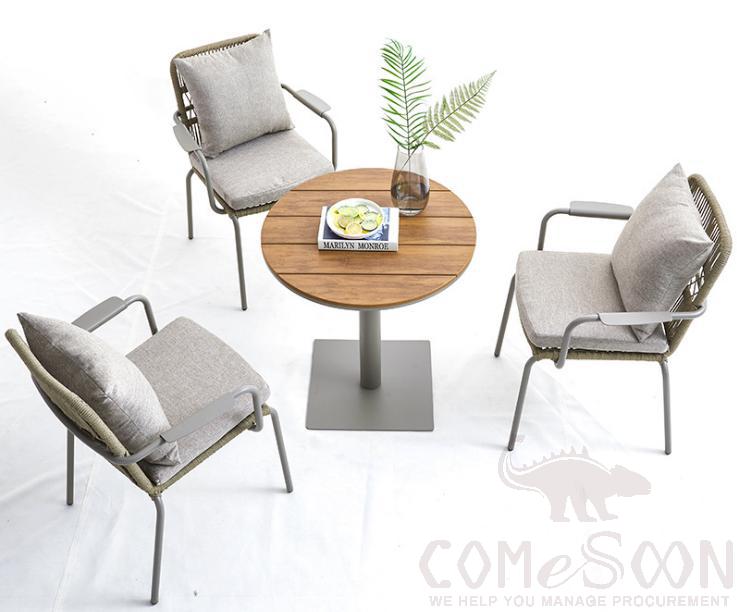 Outdoor aluminum tables and chairs