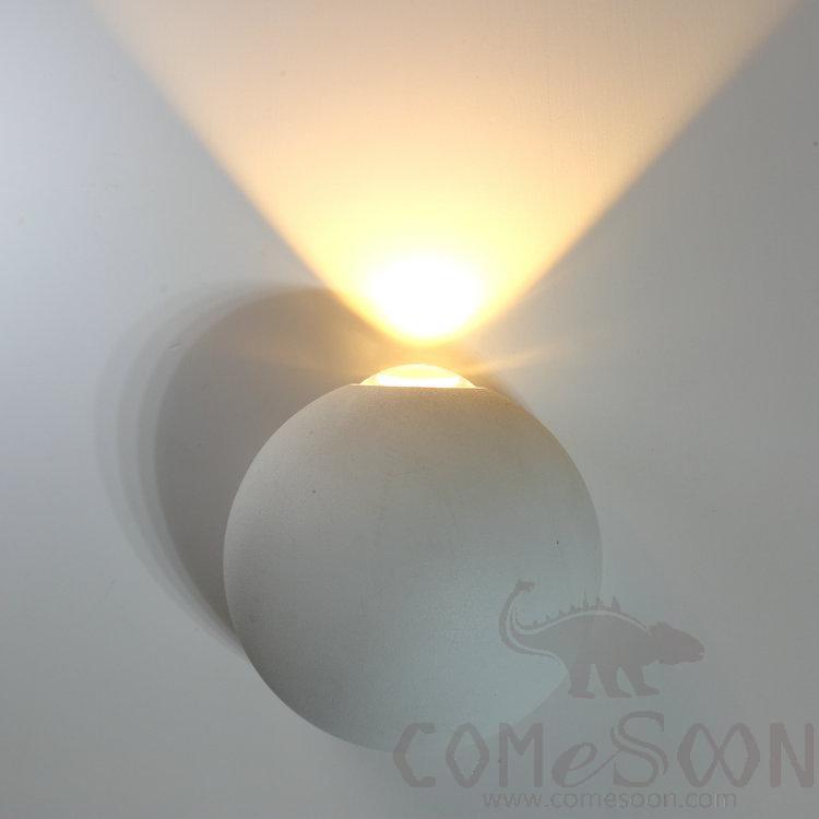 Waterproof Wall Light-5W，3000/4000/6000K，D100*75mm