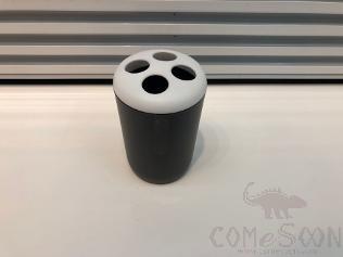 3317 Monochrome Toothbrush Holder-Black