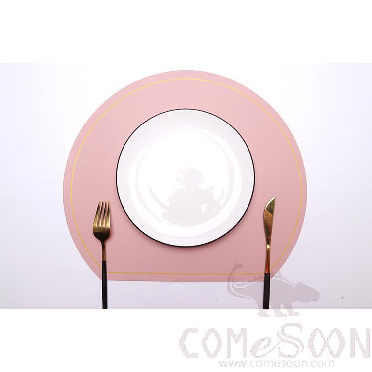 Placemat With Gold Border，PU ，L26*W33 CM