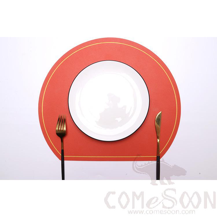 Placemat With Gold Border，PU ，L26*W33 CM
