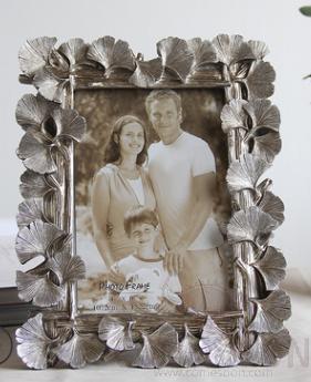 Photo frame