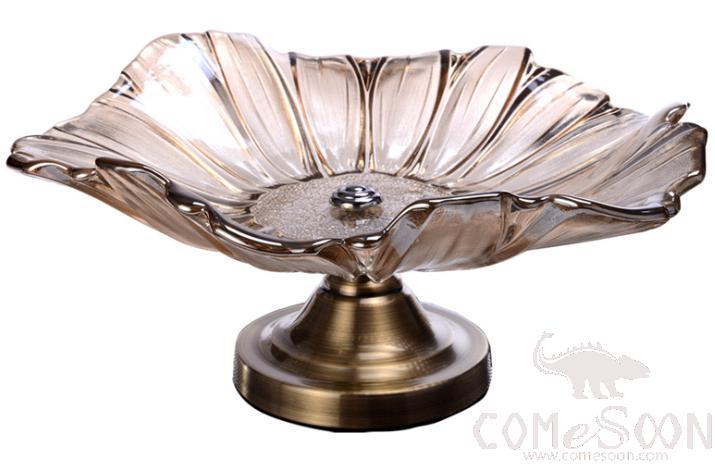 Metal Ornament / Glass Plate