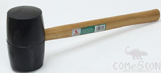 Wooden Handle Rubber Hammer 500G Black，Rubber + Wooden Handle