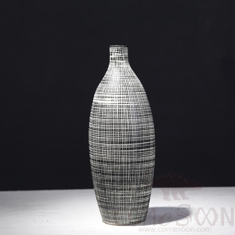  Porcelain Vase / Ceramic Vase