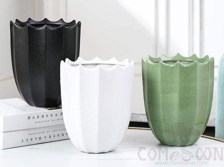  Porcelain Vase / Ceramic Vase