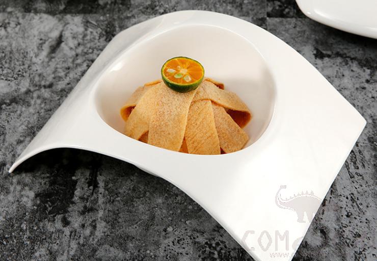 Arch Shaped Cold Dish 8.5 inch
