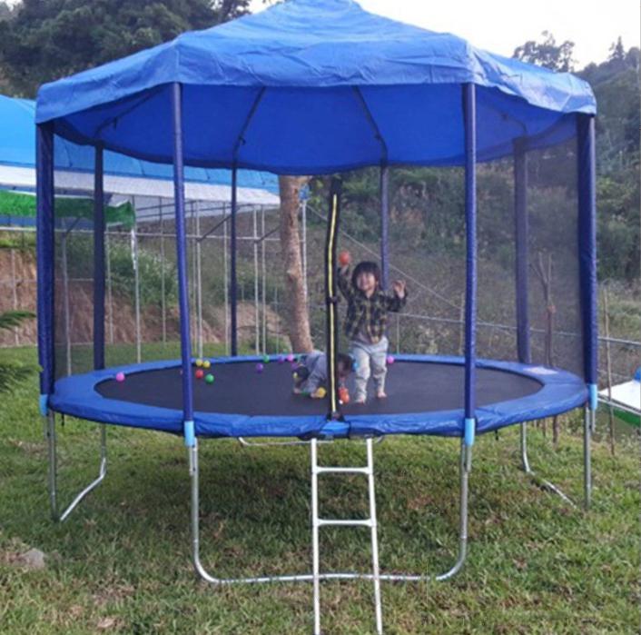 Outdoor trampoline - 12 feet - With canopy