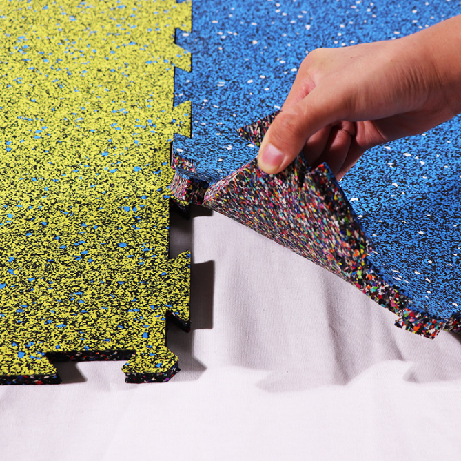 Rubber splicing floor mat,Material W/ Foam sound insulation cotton and Pure EPDM,50cm*50cm*10mm