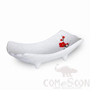 8&quot; Four-legged moon plate (red plum)