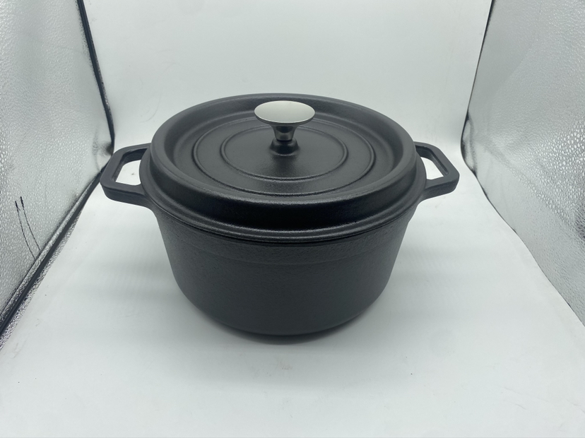 Enamel cast iron pot, 24cm, 3.5L, Black