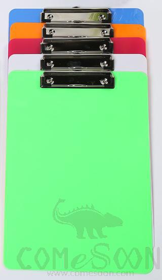 A4 Plastic Notepad clip,225 * 315 * 2mm