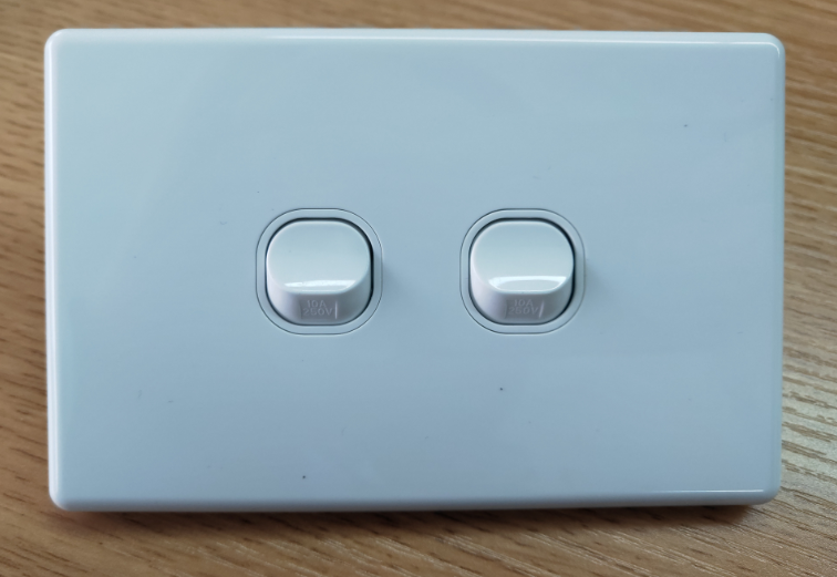 Two position single control switch,250V/10A, 1way, 2G