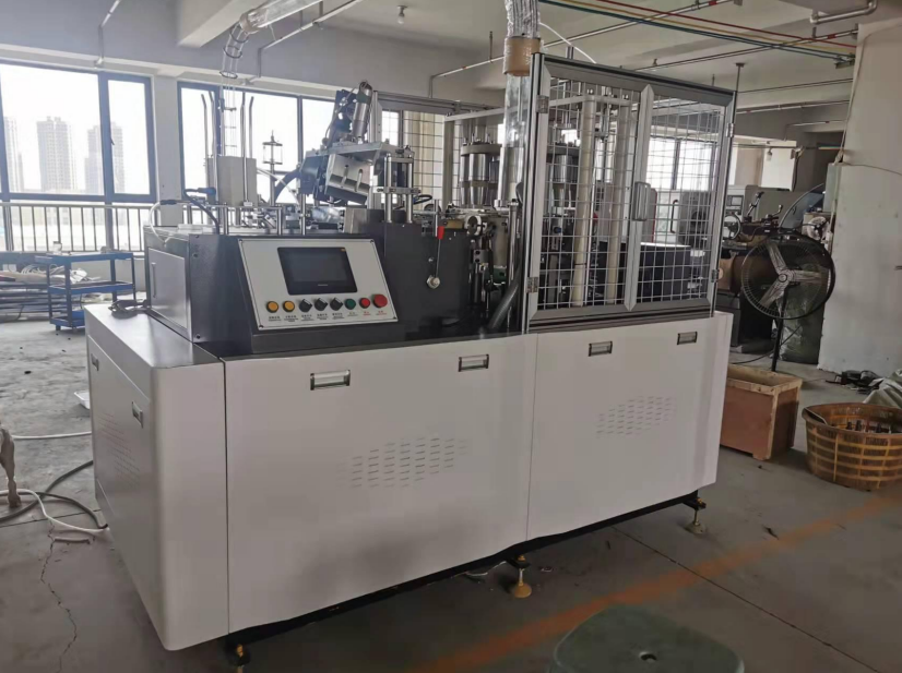 Low speed paper cup machine, 45-55 PCS / min, Customizable paper cup specification range 3-12oz (single specification), 380V 50Hz / 220V 50Hz, 6KW