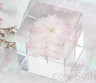Resin Handicraft, 5*5*5cm, Pink cherry