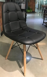Chair, plywood pu soft bag + sprayed iron frame + beech wood legs
, 55*48*47*83cm