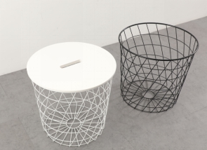 Table, wrought iron spray base + MDF spray paint
, 44φ*42cm