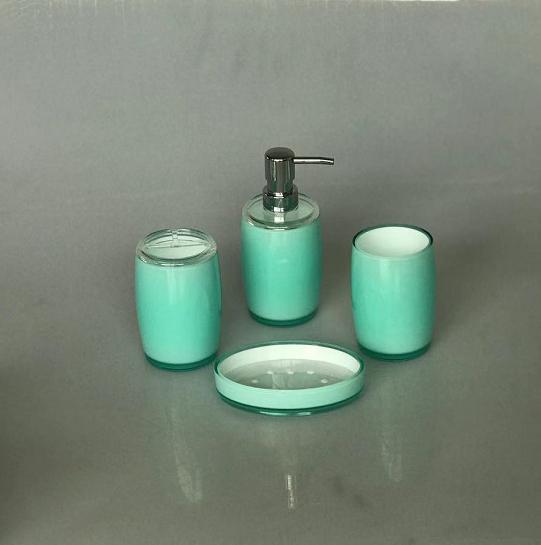 Triangular toothbrush holder，PS，green，Soap dispenser bottle of 7.3 * 17.5 cm;
Toothbrush holder 7.3 * 11.5 cm;
Mouthwash cup 7.3 x 11 cm;
Soap dish of 13.4 * 9.8 * 2.5 cm