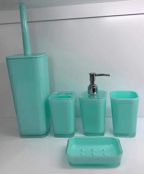 Soap dish，PS，green，Soap dispenser bottle 7 * 17.5 cm;
Toothbrush holder 7 * 11 cm;
Mouthwash cup 7 * 10.5 cm;
Soap dish 10.8 * 7.8 * 2.8 cm;
Toilet brush 9.5 * 35.5 cm