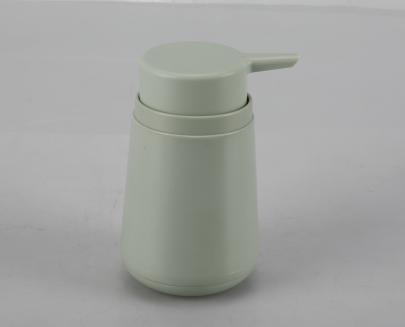 Cylindrical five-piece sleeve，PS，green，7.8*13 cm